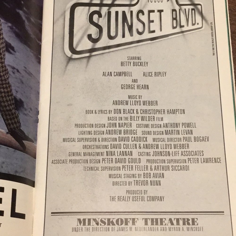 Broadway Souvenirs Sunset Blvd Mug PLUS July 1995 Playbill - Picture 5 of 5